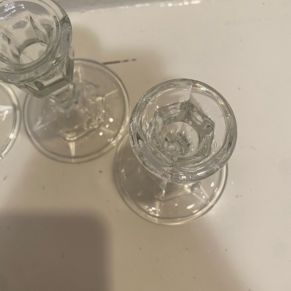 Vintage Clear 4.25” Glass Candlesticks- Set of 4 - Picture 5 of 10